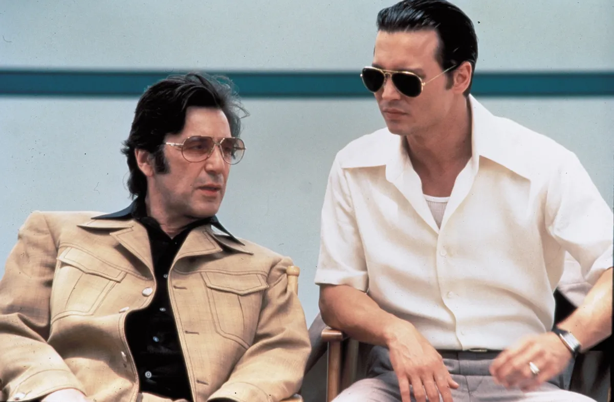 Al Pacino és Johnny Depp a Fedőneve: Donnie Brasco című filmben.