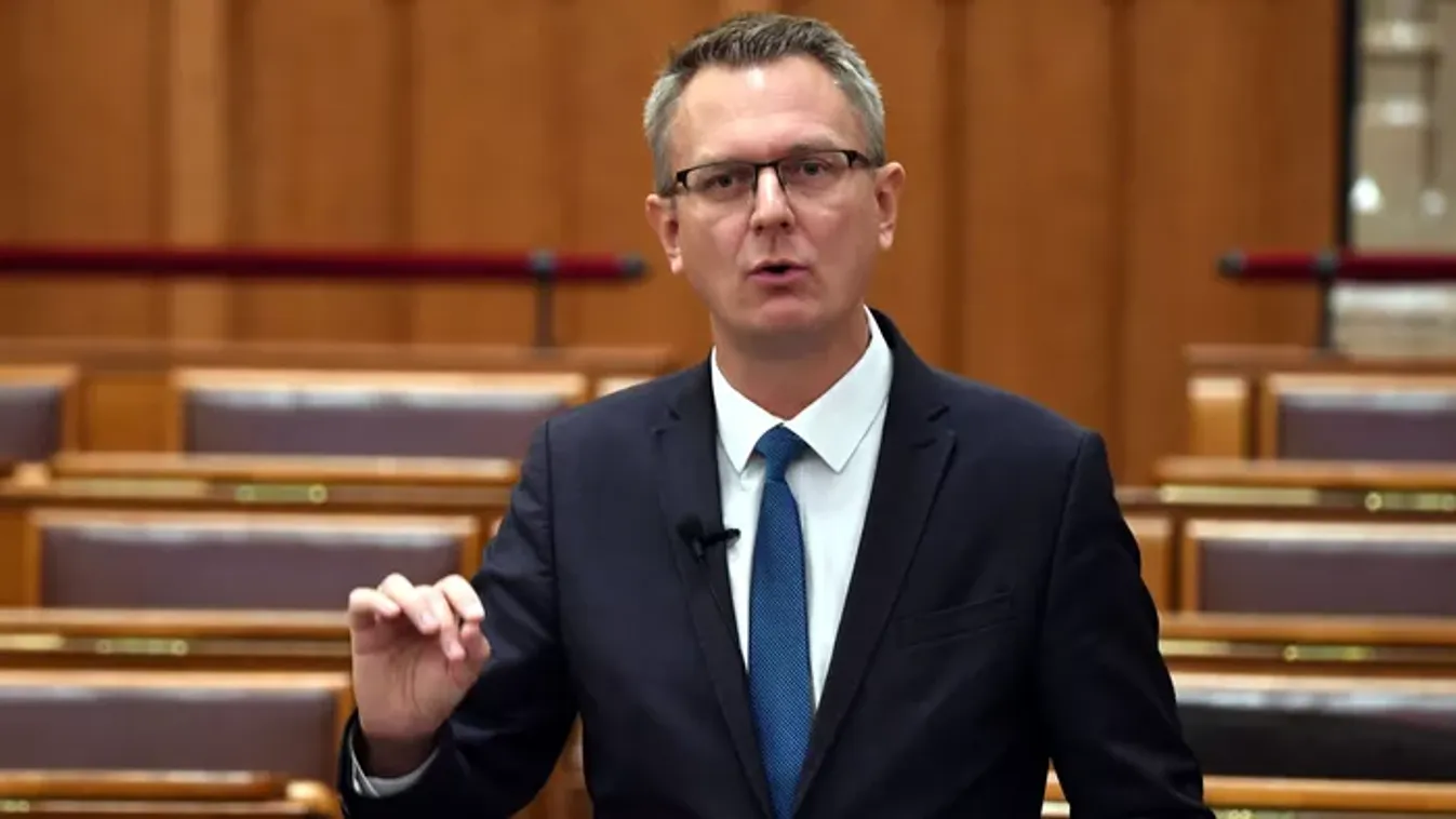 Rétvári Bence: Újabb kapufát lőtt Magyar Péter