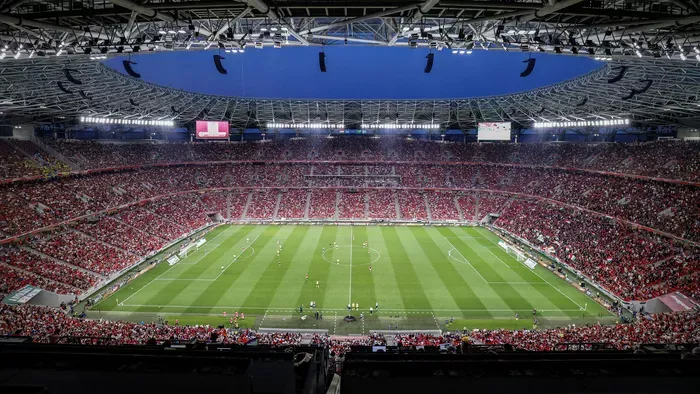 Lángra kapott egy dolgozó ruhája a Puskás Arénában