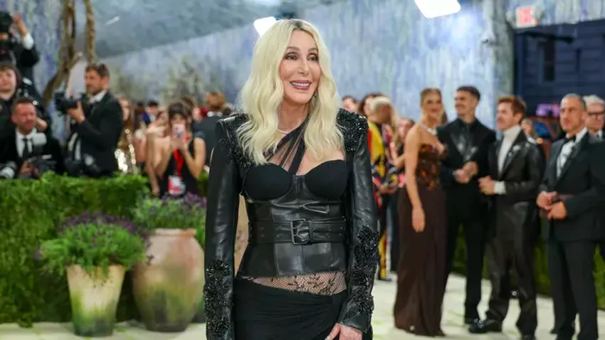 Cher 80 éves lett