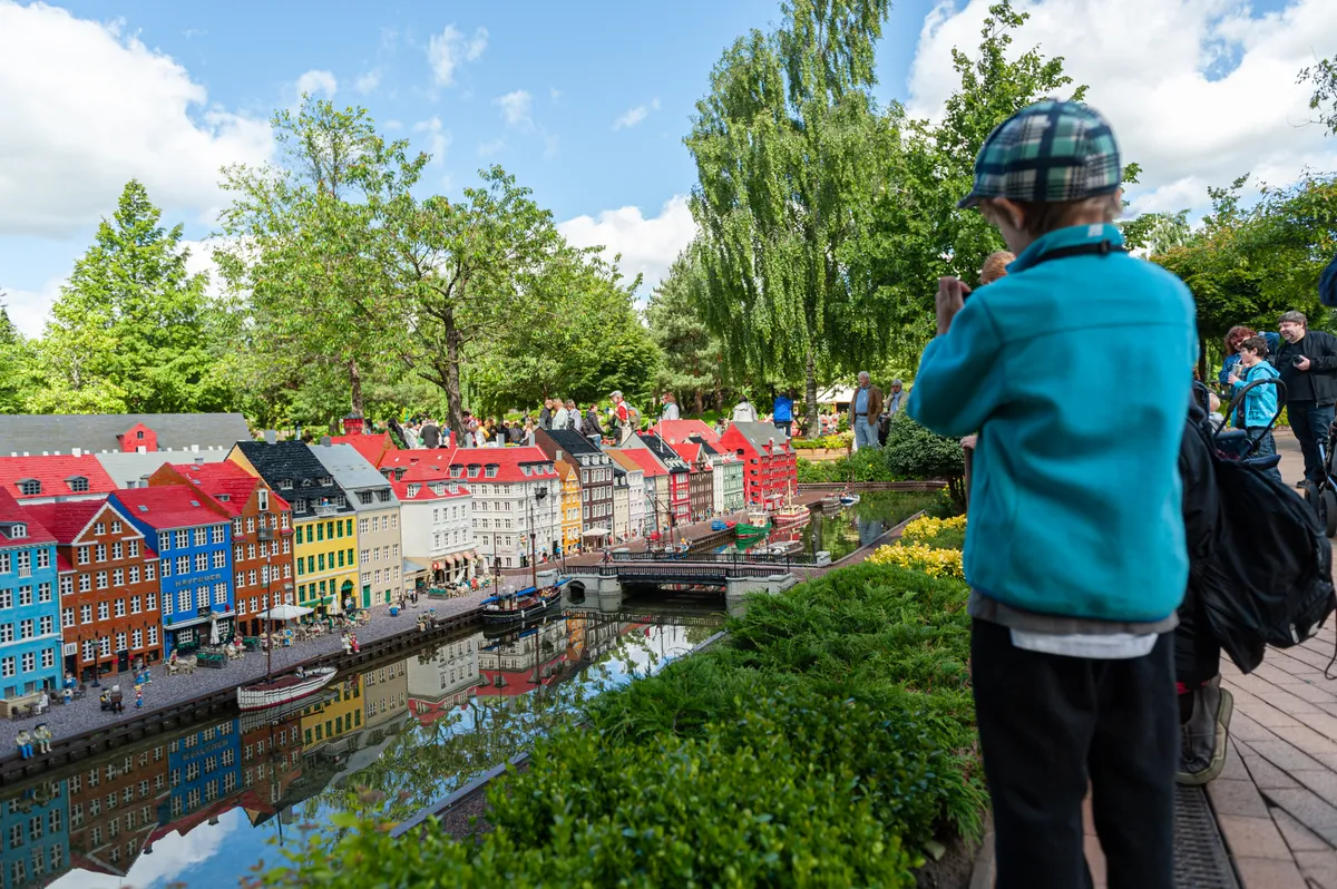 A koppenhágai Nyhavn kikötője a billundi Legolandban. 