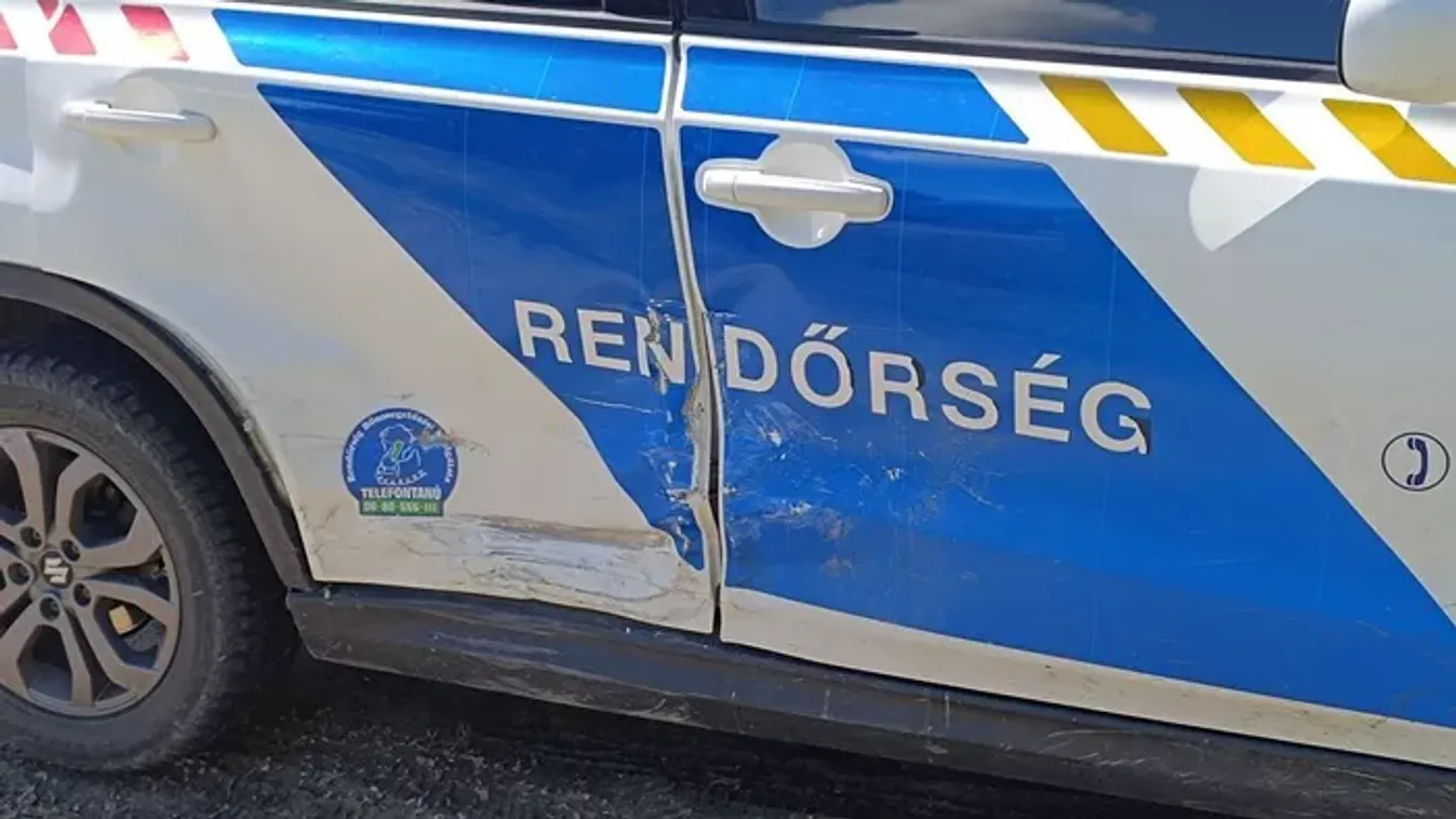 Rendőrautóba rohant a cikázó sofőr – Videó