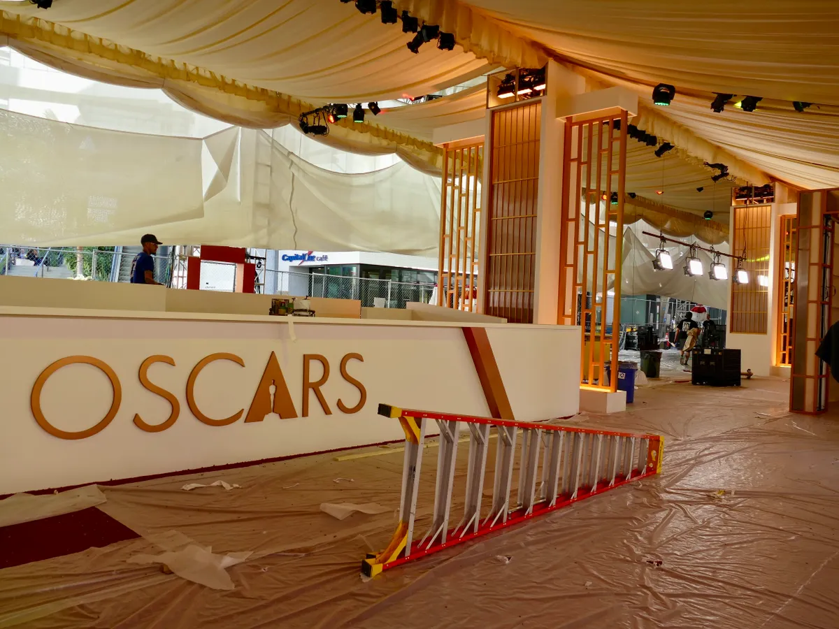 A 98. Oscar-gála előkészületei a Dolby Theaterben.
