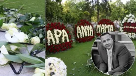 „Apa, anya, mama” – összeszorul a szív: így búcsúztak el Süllős Gyulától és családjától – galéria