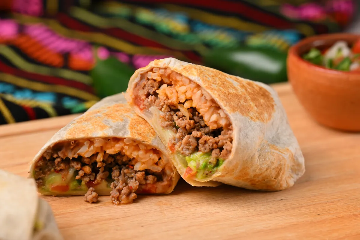 Diétás pulykaraguval töltött tortilla