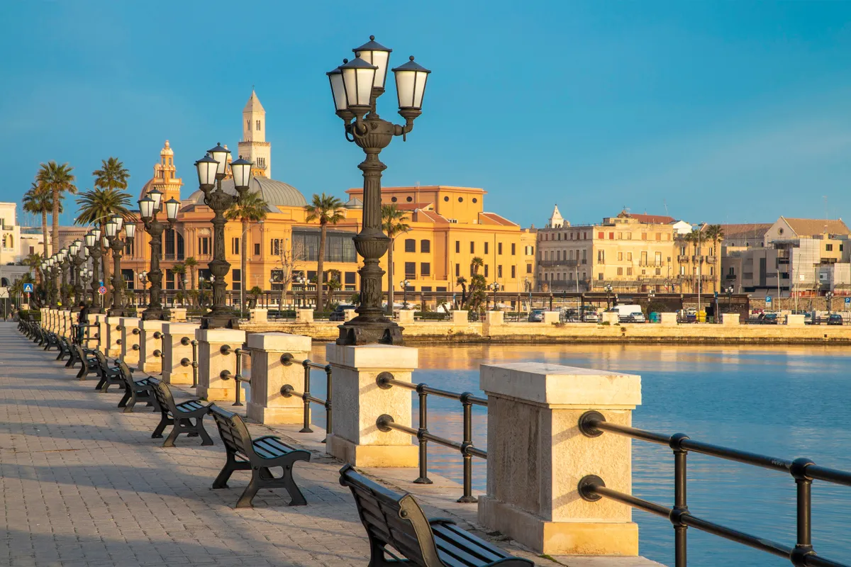 A legjobb olcsó olaszországi úti célok között szerepel Bari is.