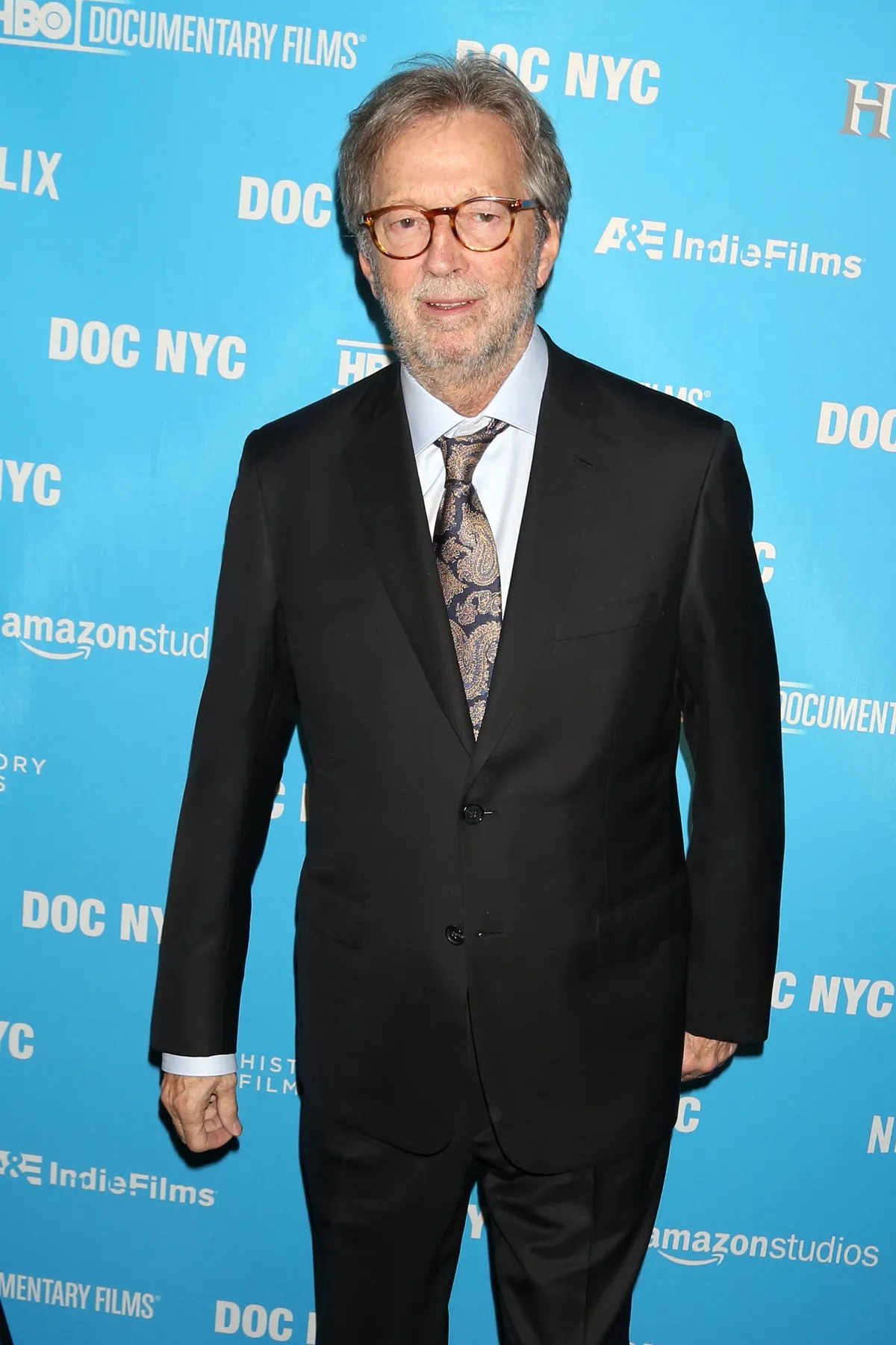 Eric Clapton a kellemetlen incidens ellenére folytatja a világ körüli turnéját
