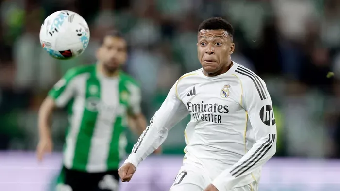 Óriási botrányt okozott Mbappé és barátnője intim fotója