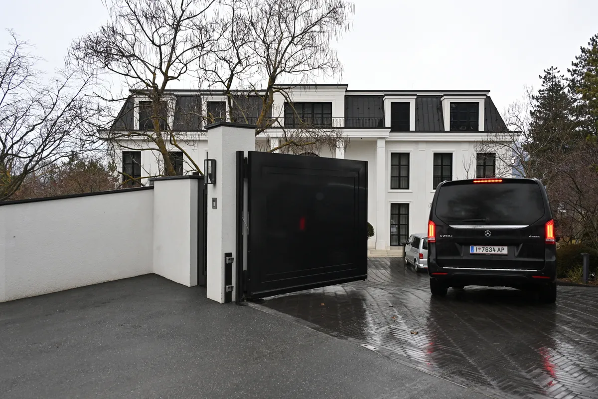 René Benko, luxusvilla