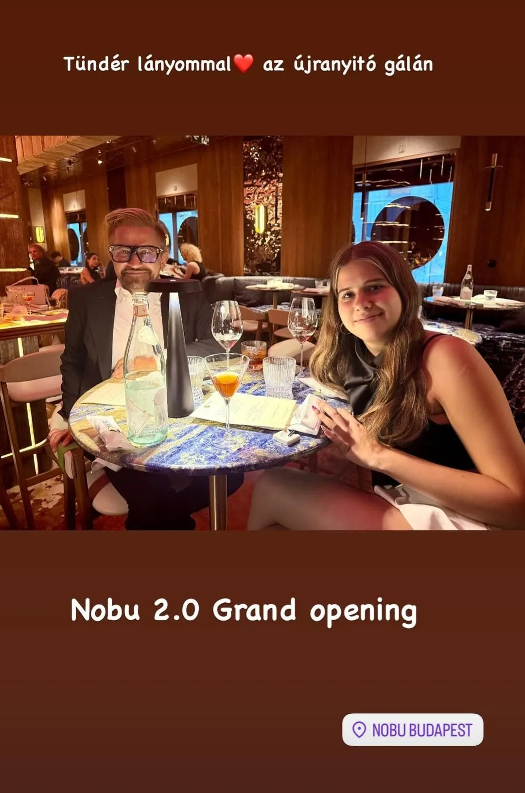 Jákob Zoli a Nobuban vacsorázott a lányával.