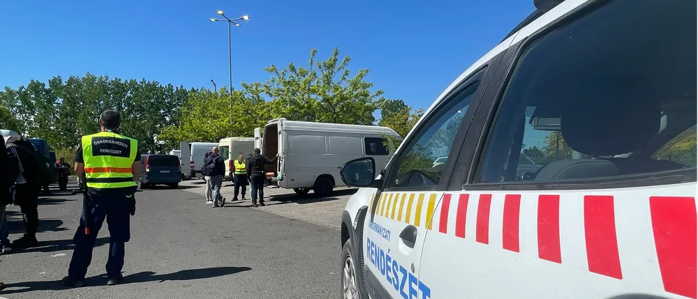 Folytatódik az illegális gyümölcsárusok vadászata