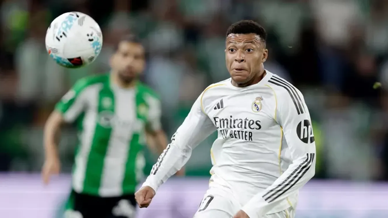 Óriási botrányt okozott Kylian Mbappé és barátnője intim fotója