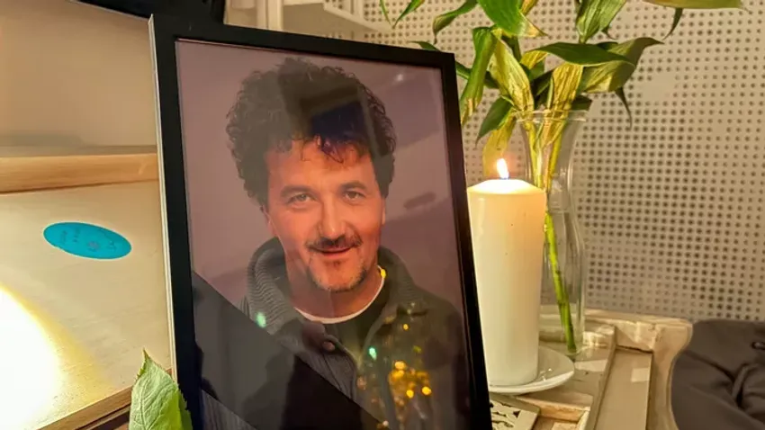 Rengetegen gyűltek össze Scherer Péter virrasztására