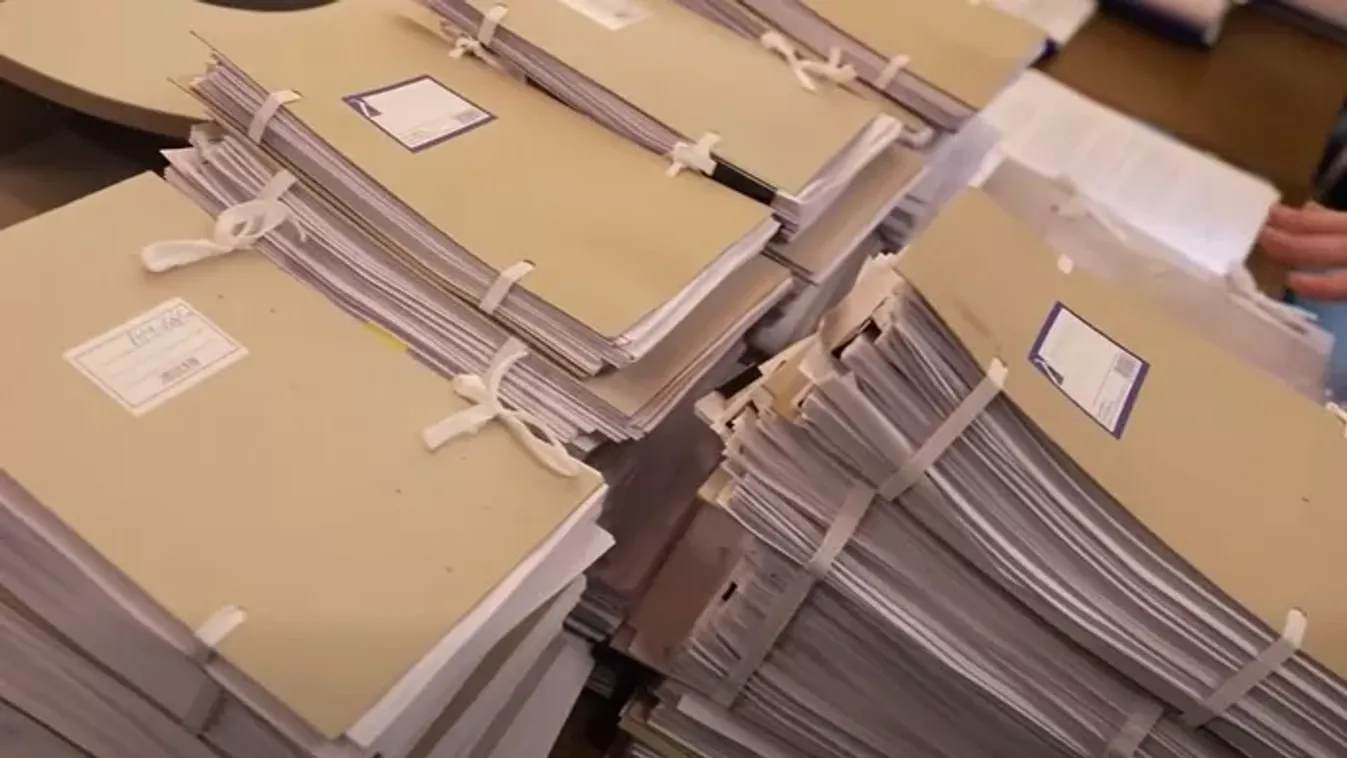 Fidesz-frakció: Kimaradt jelenetek a tegnapi átadás-átvételről