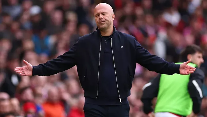 Arne Slot föladta, a jövőjéről beszélt a Liverpool edzője