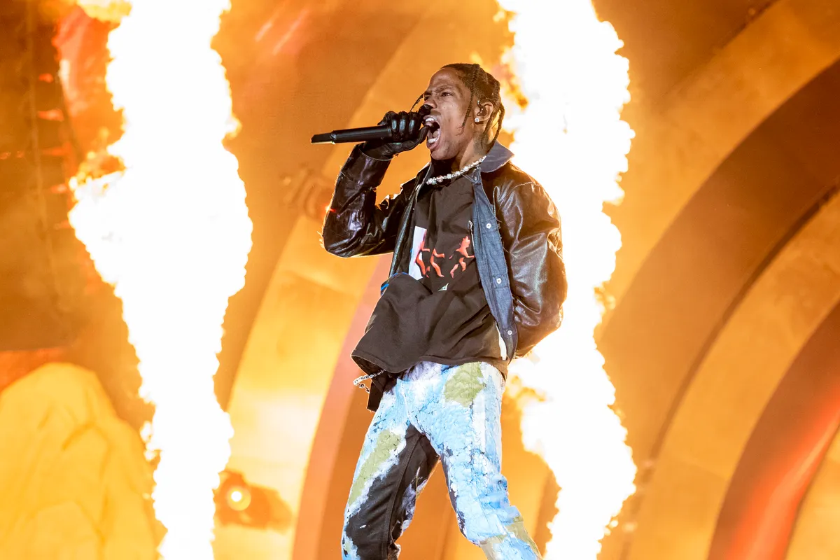 Travis Scott koncertje félelmetes tragédiába torkollott.