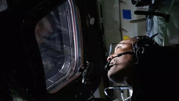 Soha nem látott fotókat közölt a NASA a Hold-misszióról