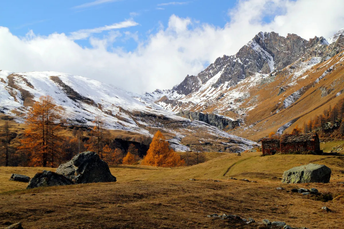 Az olaszországi Gran Paradiso Nemzeti Park ősszel.