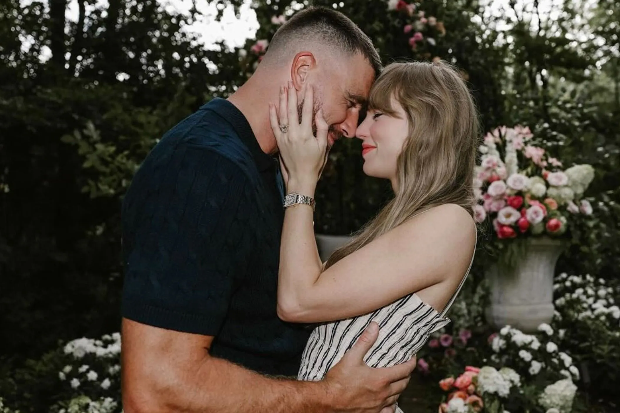 Újabb részletek szivárogtak ki Taylor Swift esküvőjéről