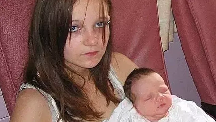 11 évesen lett anya a kislány - a bátyja volt a gyerek apja