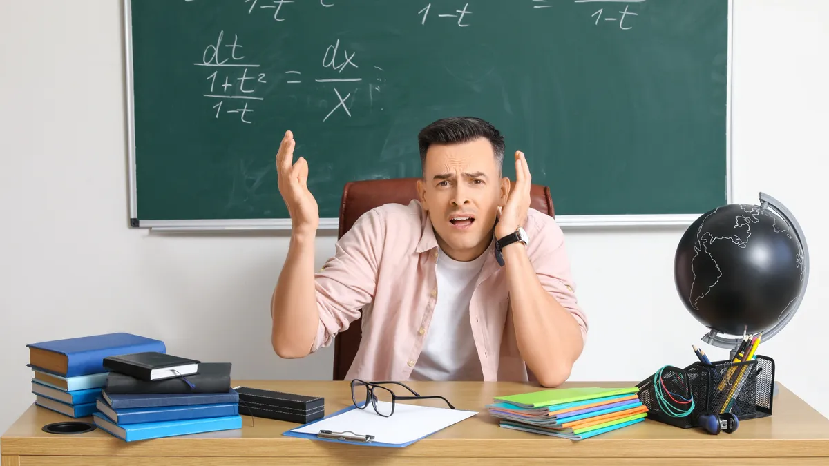 10 szó, ami még a nyelvészeken is kifog – Te elég művelt vagy ahhoz, hogy kitöltsd ezt a helyesírási kvízt?