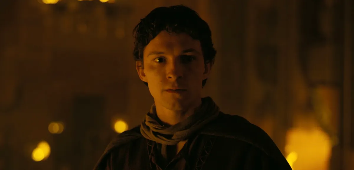 Tom Holland Télemakhosz szerepében az Odüsszeiában.