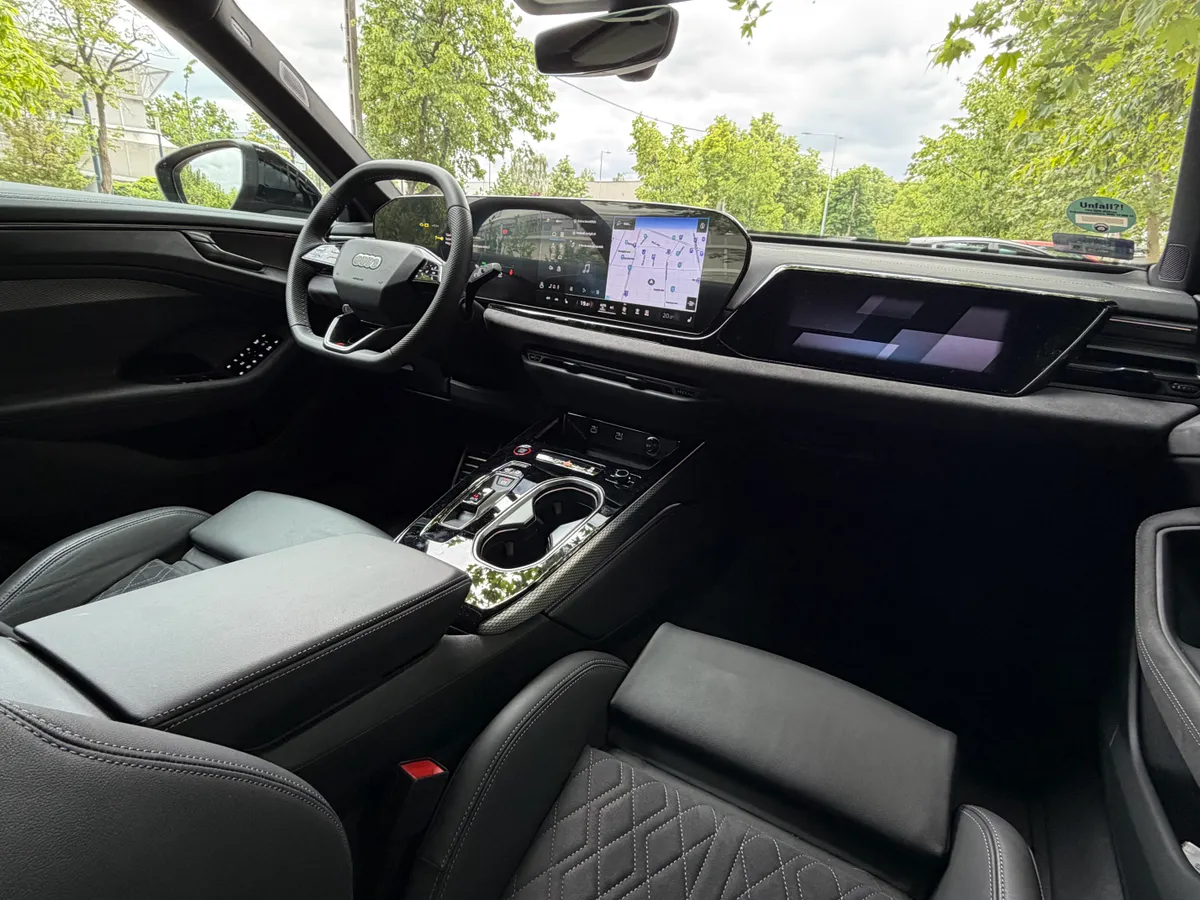 Audi A6 40 TDI S tronic teszt: kép az autó belsejéről.