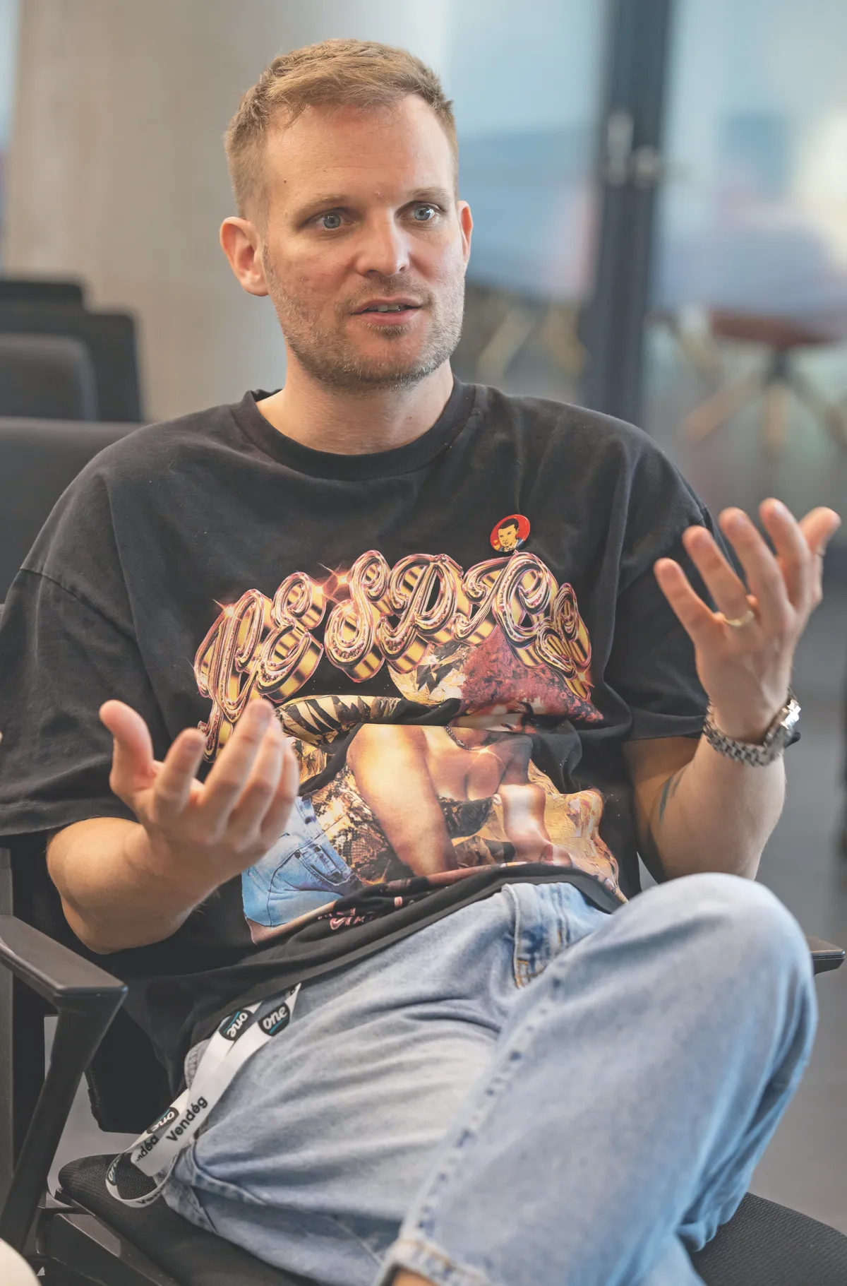 Puskás Peti már nem először vezeti az RTL túlélő-realityjét.