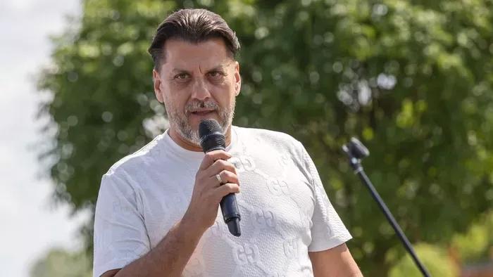 Kökény Attila őszintén vallott a hölgy rajongókról