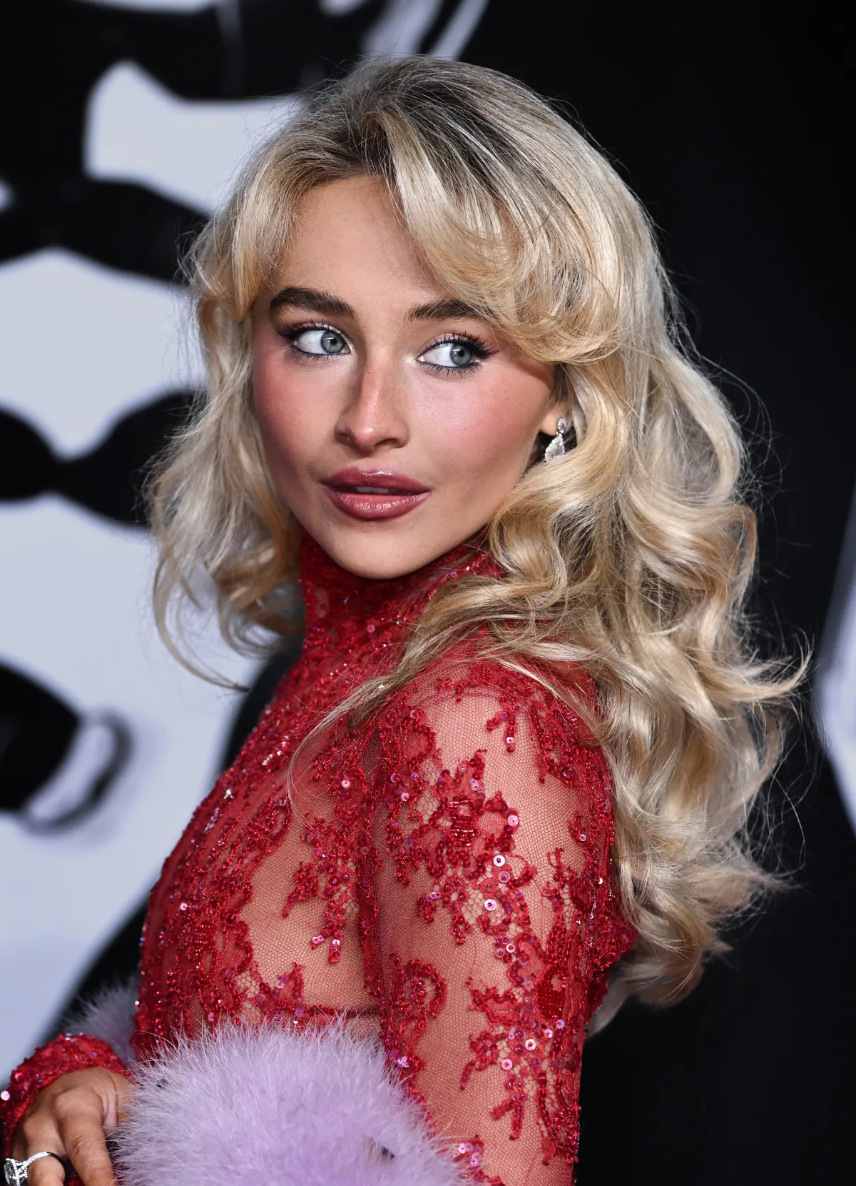 A zaklató hónapok óta figyelte Sabrina Carpenter otthonát