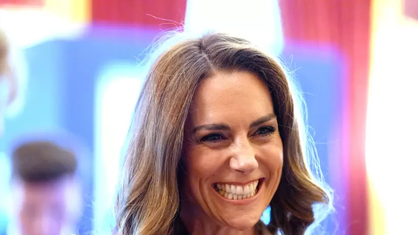 Katalin hercegné egyetlen testrészét figyelte mindenki: videón a leleplezés