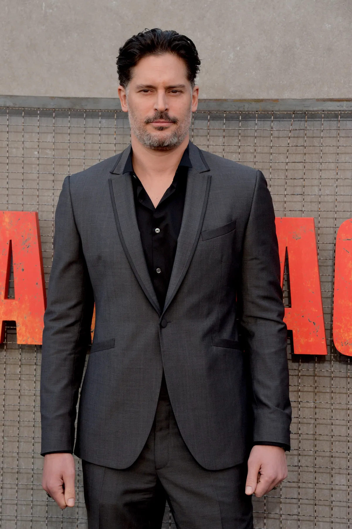 Joe Manganiello spirituális gyógymódokkal is próbálkozott
