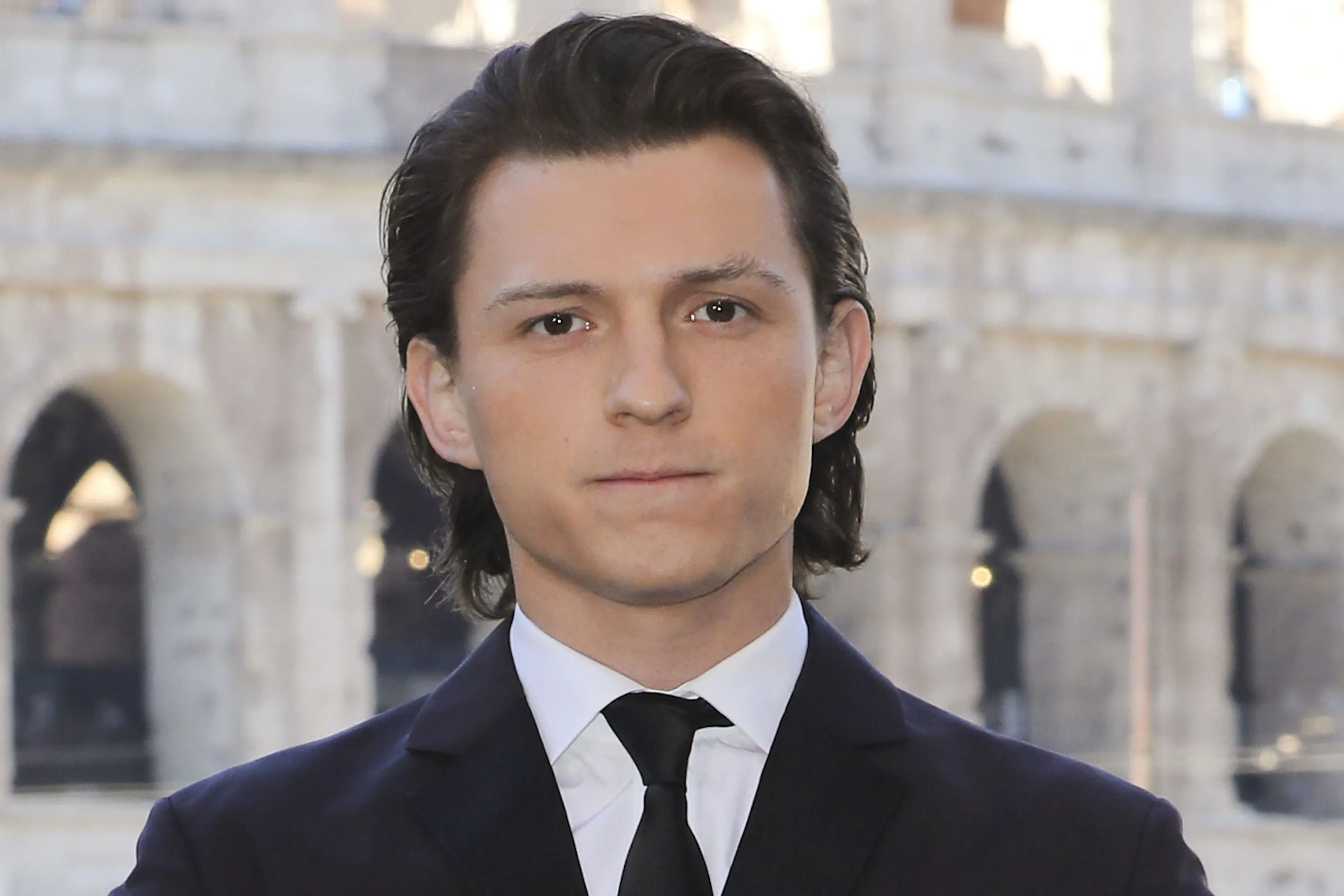 Tom Holland alkoholfüggőségéről vallott