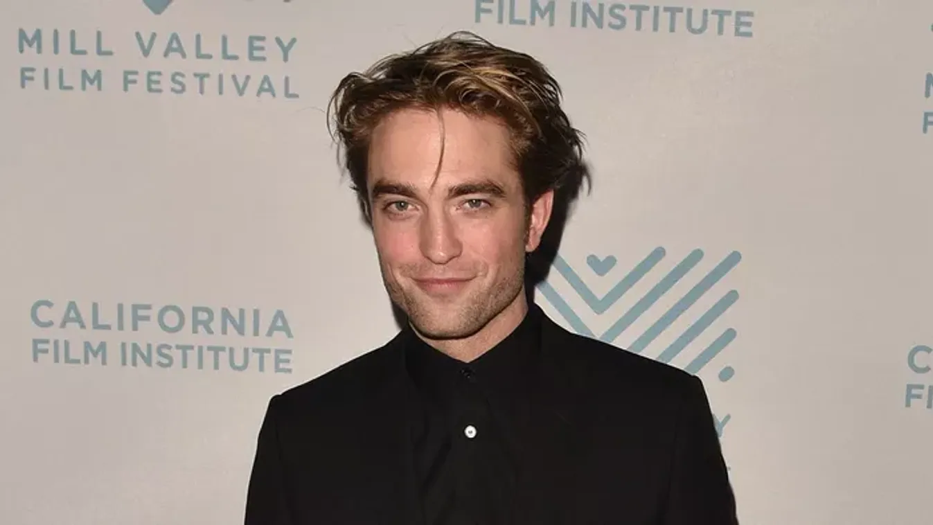 Hoppá: Robert Pattinson magyarul szólalt meg, ezt mondta