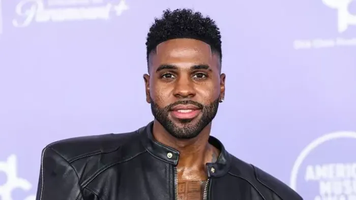 Szenzáció: Óriási nevek lépnek fel Jason Derulo előtt
