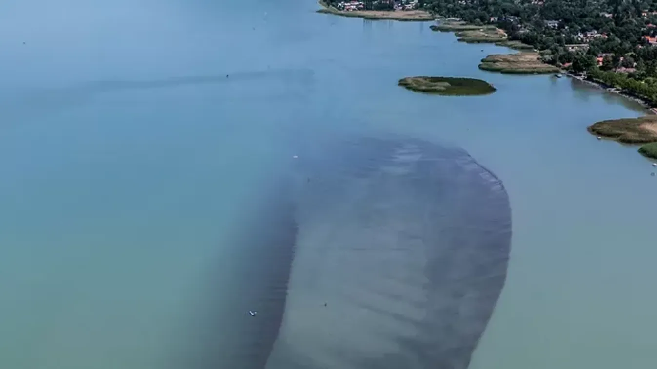 Előbukkant a Balaton egyik leghírhedtebb „szigete” – aggasztó jele ez az aszálynak - Galéria