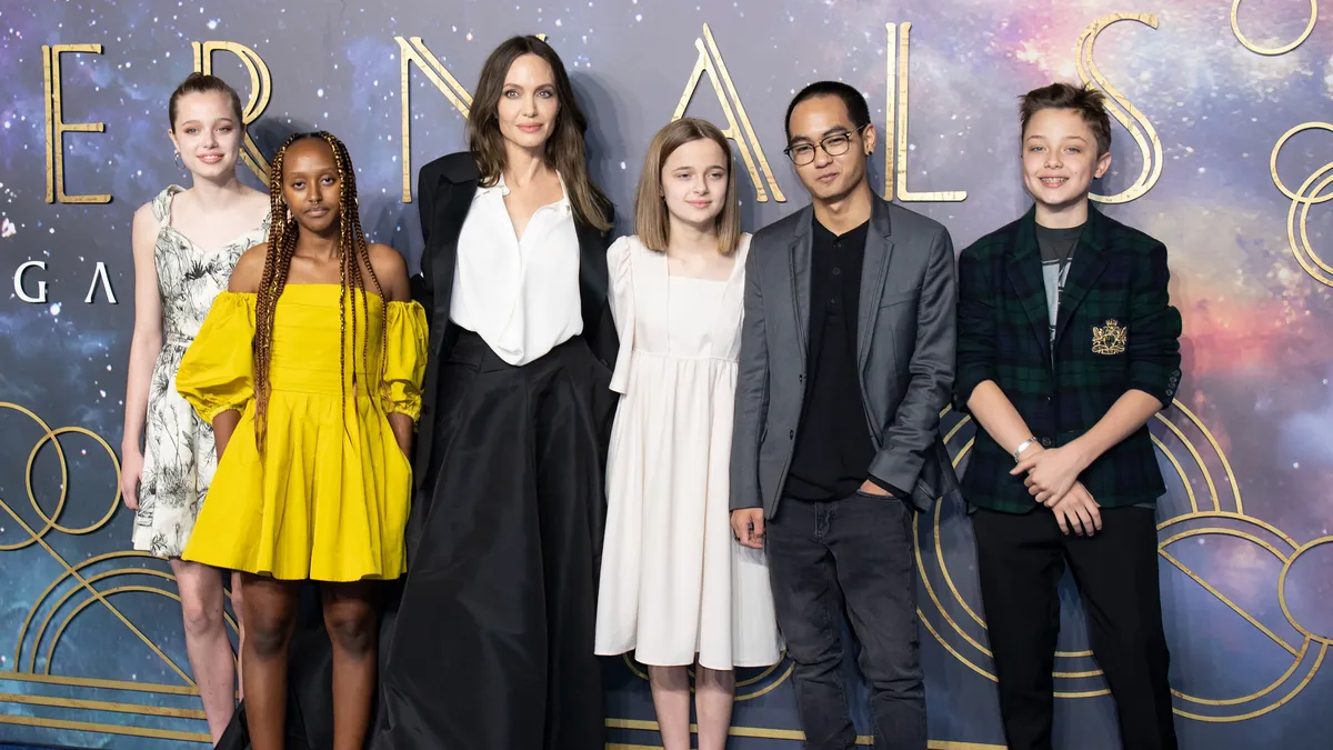 Végleg darabokra tört a család: Brad Pitt és Angelina Jolie gyermekei egy emberként fordultak szembe az apjukkal