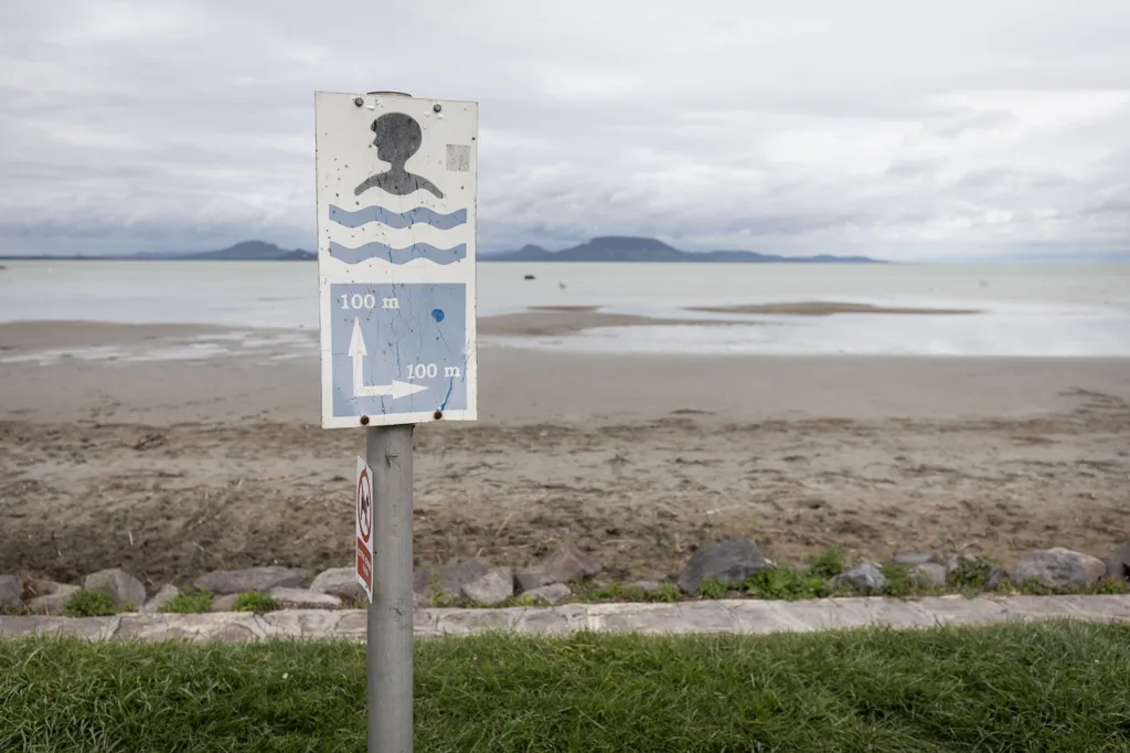 Aszály – Balaton, Velencei-tó, Ínség-szikla