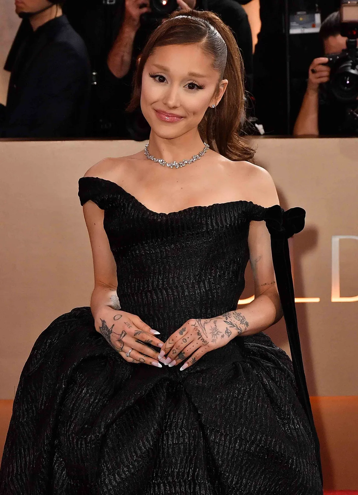 Ariana Grande szakítása óta teljesen belefeledkezett a munkába