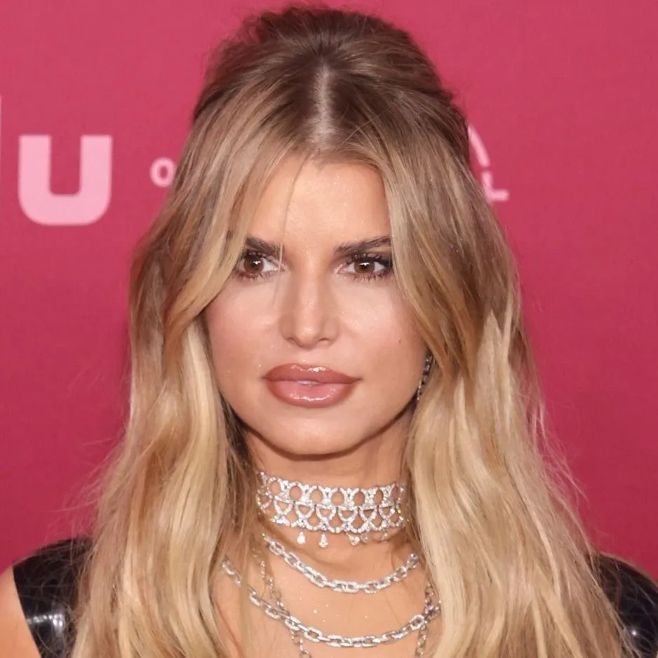 Hogy mi? A gyönyörű Jessica Simpson-t fogyásra kényszerítették