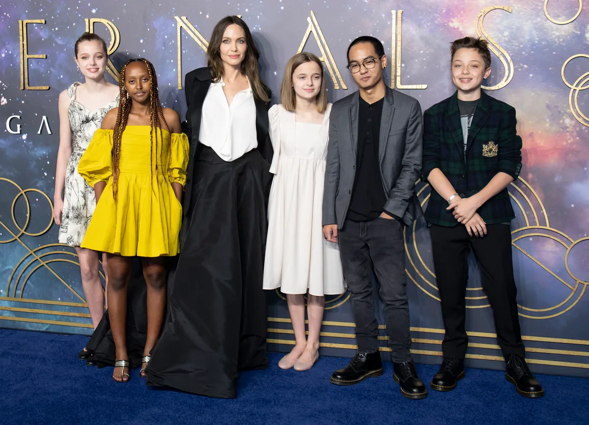 Angelina Jolie és Brad Pitt gyerekei közül már Shiloh, Maddox és Vivienne is csak az anyjuk vezetéknevét használják
