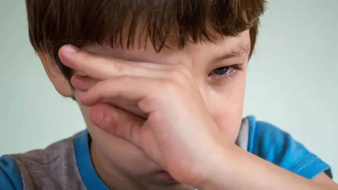 Dörzsölöd a szemed? Nem kéne: meglepően súlyos betegségeket okozhat