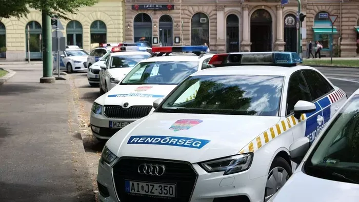 Bombariadó miatt evakuálták a Szegedi Törvényszék épületét