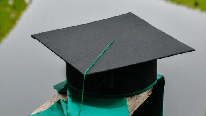 Hihetetlen siker: 81 évesen diplomázott le a háborús veterán