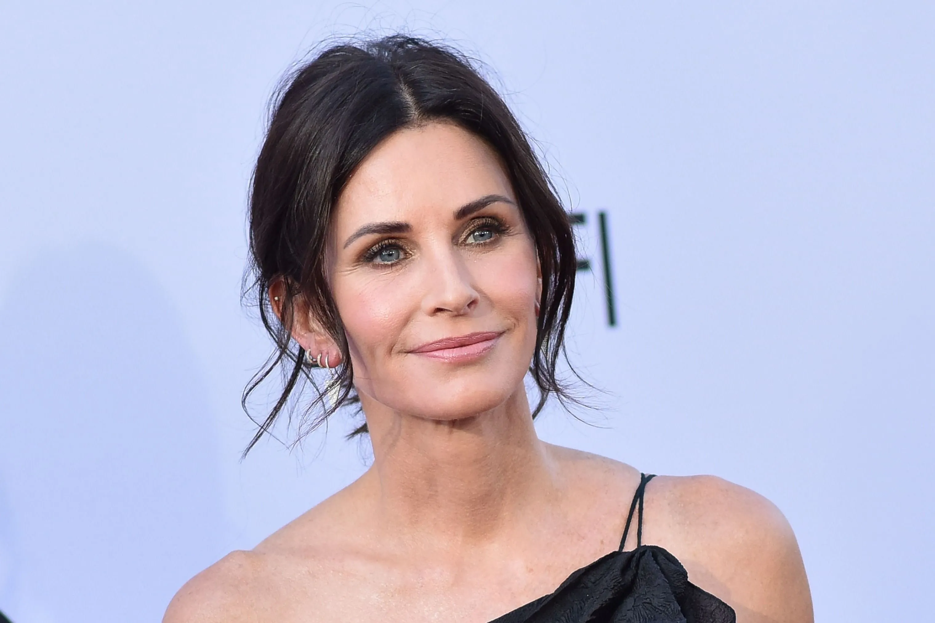 Courteney Cox újra szingli, 10 év után szakított párjával