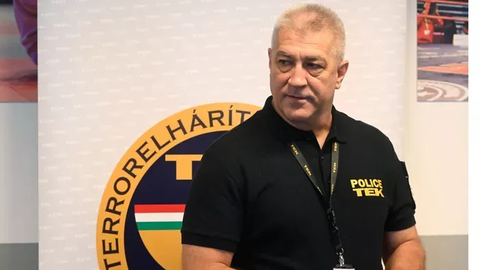 Megszüntették Hajdu János szolgálati jogviszonyát