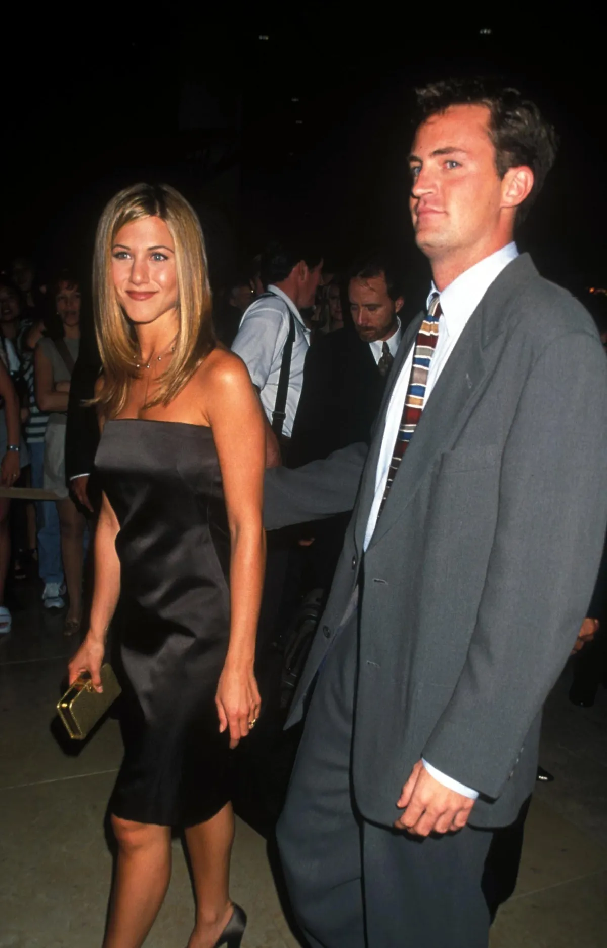 Jennifer Aniston Matthew Perry-nek írt levelét rejtélyes módon eltávolították a színész hagyatékának aukciójáról