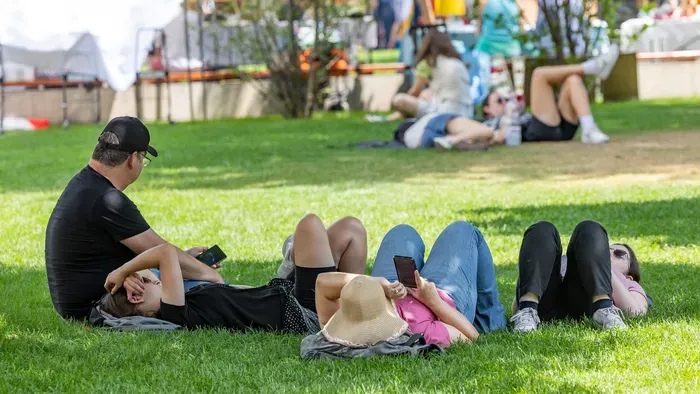 Eddig kell még kibírnunk a pokoli hőséget