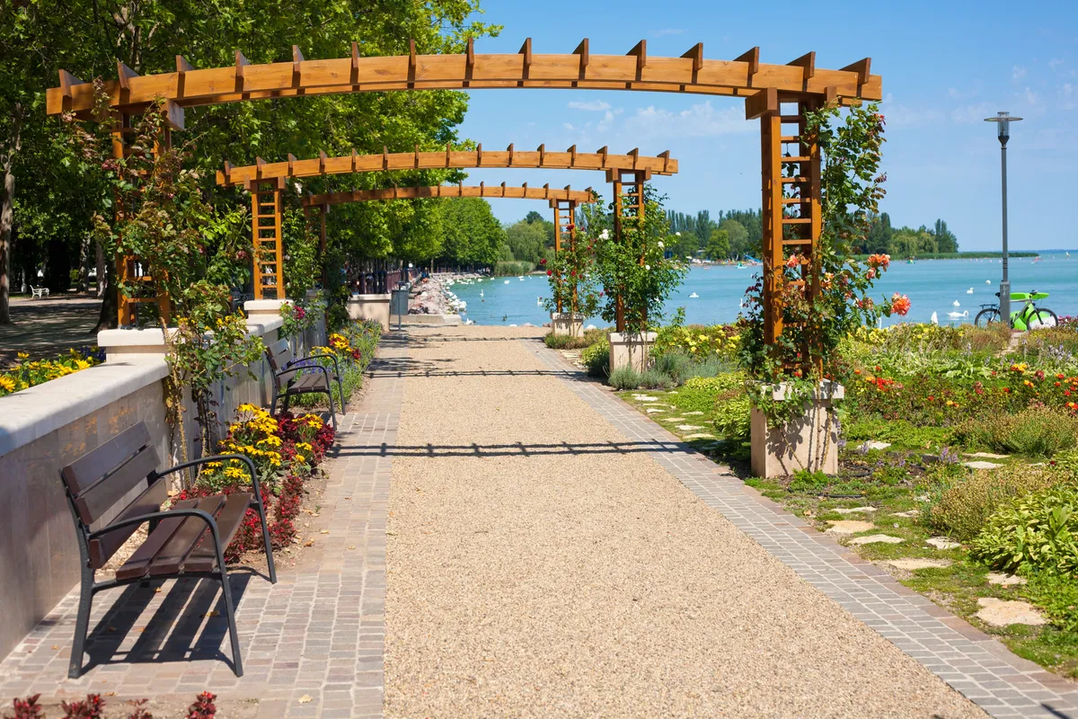 A Tagore sétány Balatonfüreden