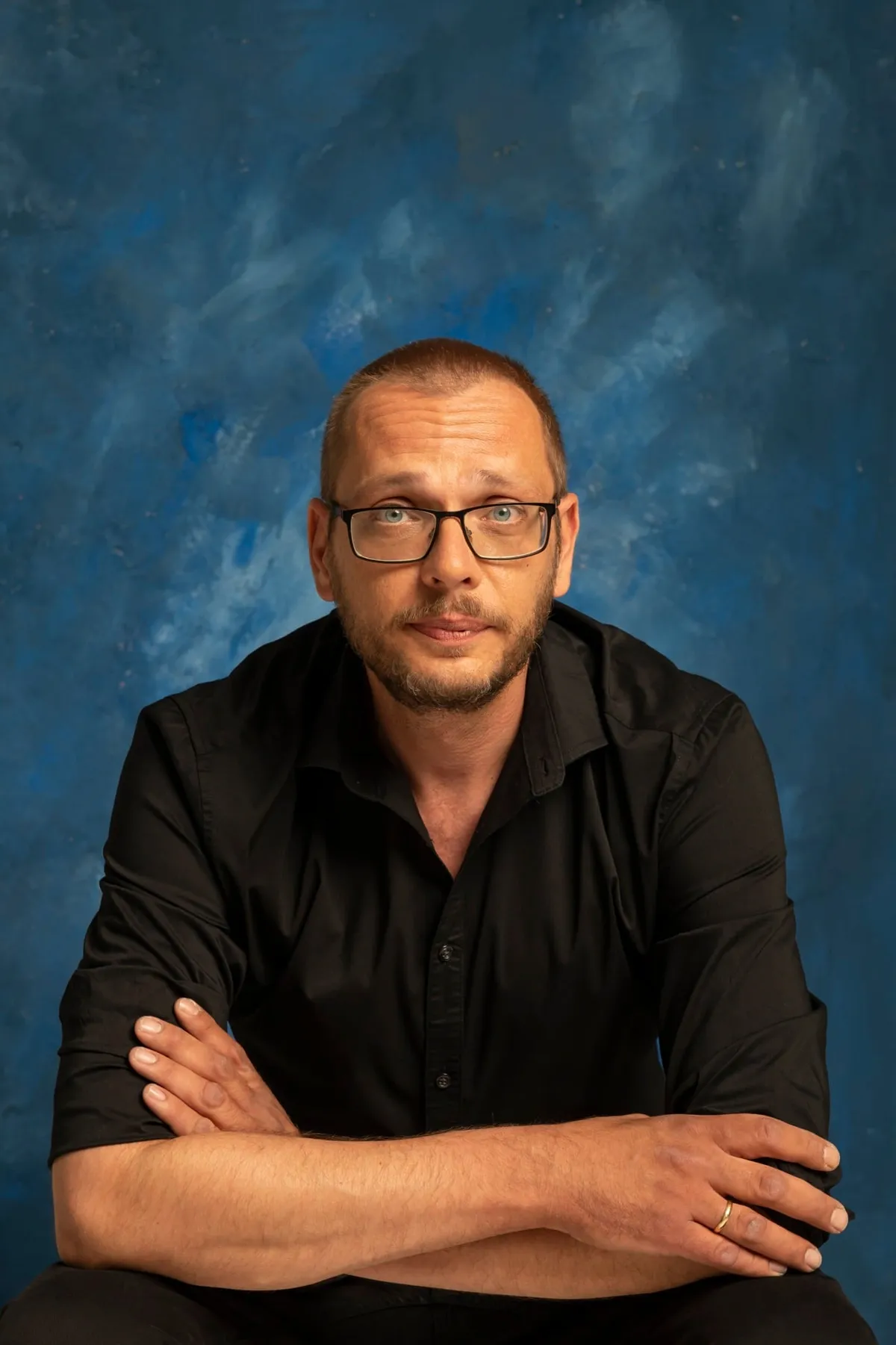 Búcsúzik feleségétől Kőhalmi Zoltán.